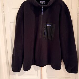 Black Fleece Pullover with Pocket